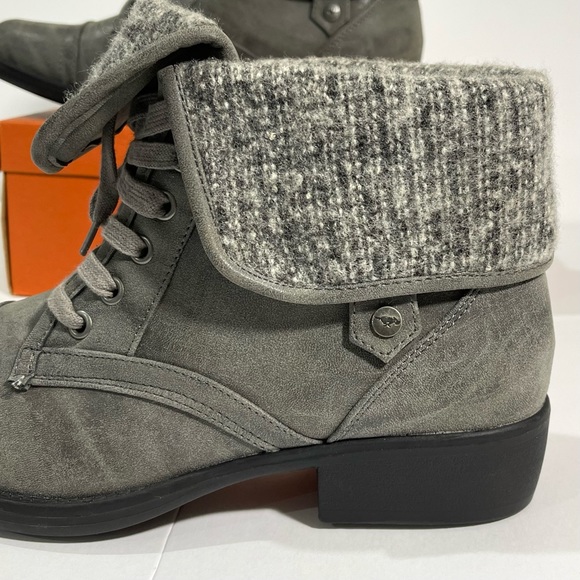 Rocket Dog Taylor Heirloom Fold Down Sweater Cuff Combat Style Ankle Boots - Picture 6 of 16